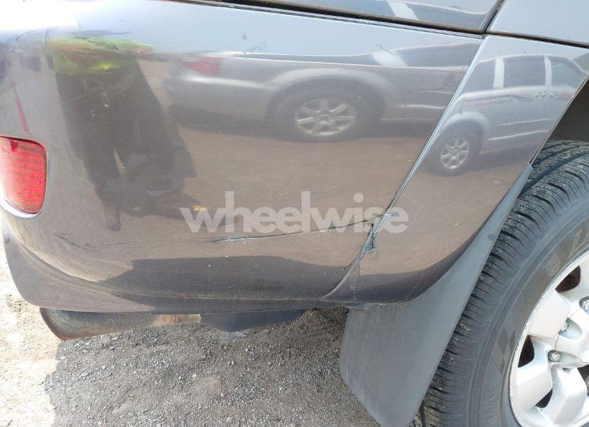 Photo 19 of 2004 Toyota 4runner SR5 V6 (VIN JTEBU14R848013416)