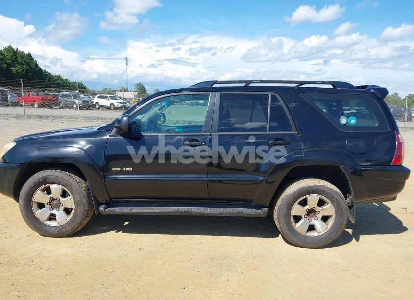 Photo 14 of 2005 Toyota 4runner SR5 V6 (VIN JTEBU14R858043999)