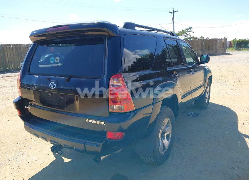 Photo 4 of 2005 Toyota 4runner SR5 V6 (VIN JTEBU14R858043999)
