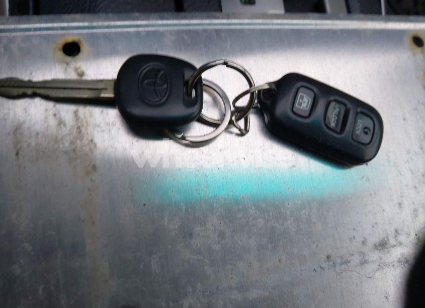 Photo 11 of 2005 Toyota 4runner SR5 V6 (VIN JTEBU14R858049270)