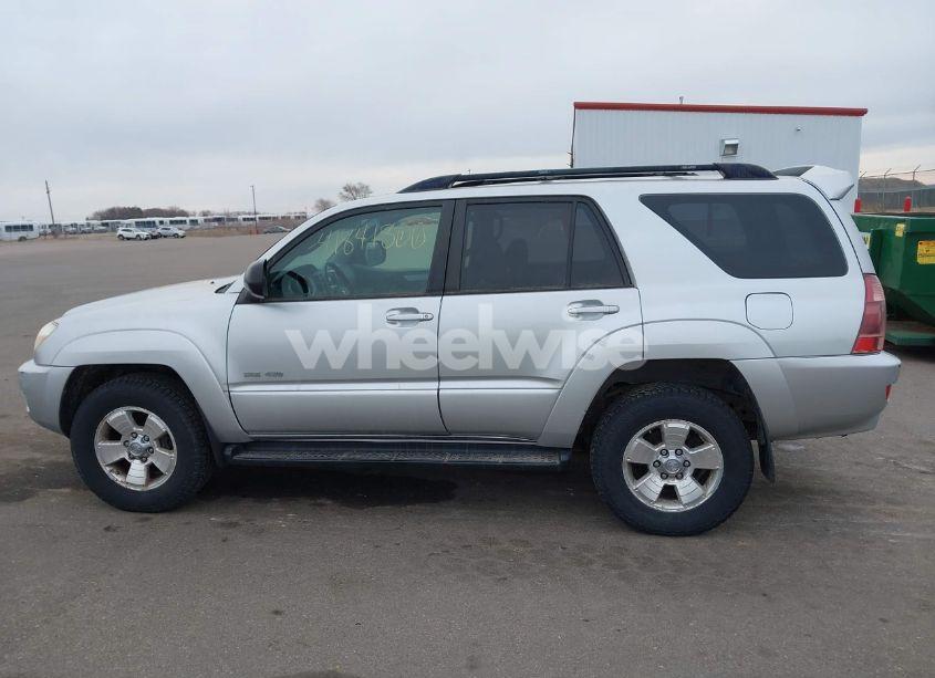 Photo 14 of 2005 Toyota 4runner SR5 V6 (VIN JTEBU14R858049270)
