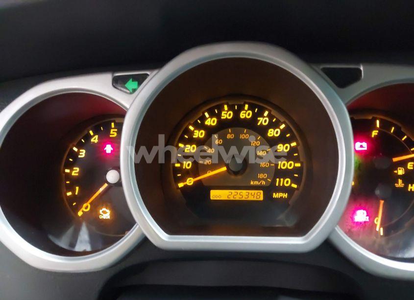 Photo 15 of 2004 Toyota 4runner SR5 V6 (VIN JTEBU14R940027713)