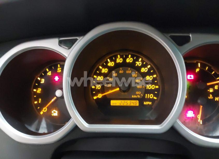 Photo 7 of 2004 Toyota 4runner SR5 V6 (VIN JTEBU14R940027713)