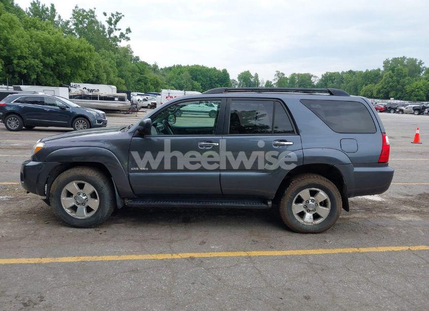 Photo 14 of 2006 Toyota 4runner SR5 V6 (VIN JTEBU14RX60100431)