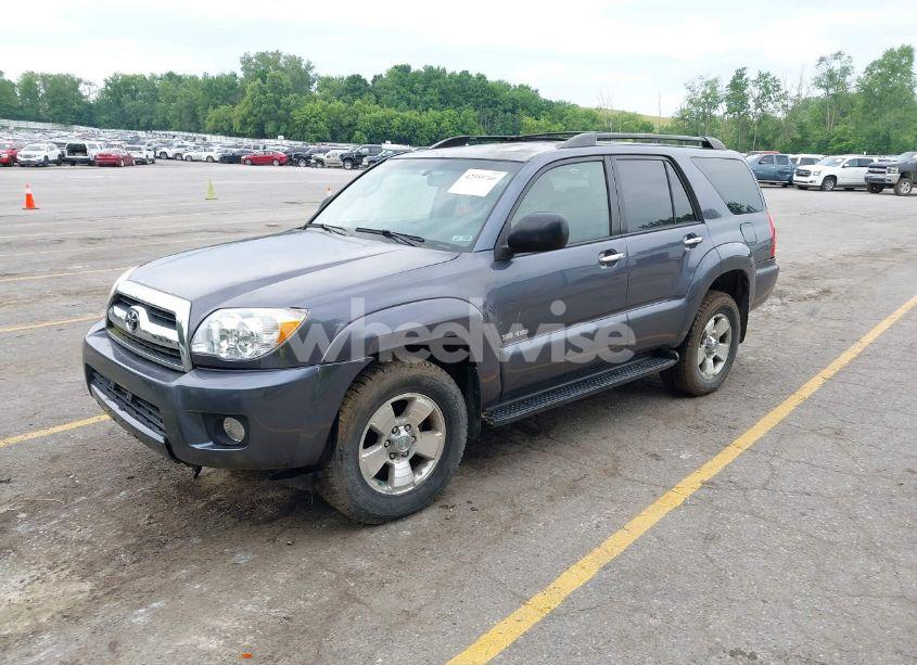Photo 2 of 2006 Toyota 4runner SR5 V6 (VIN JTEBU14RX60100431)