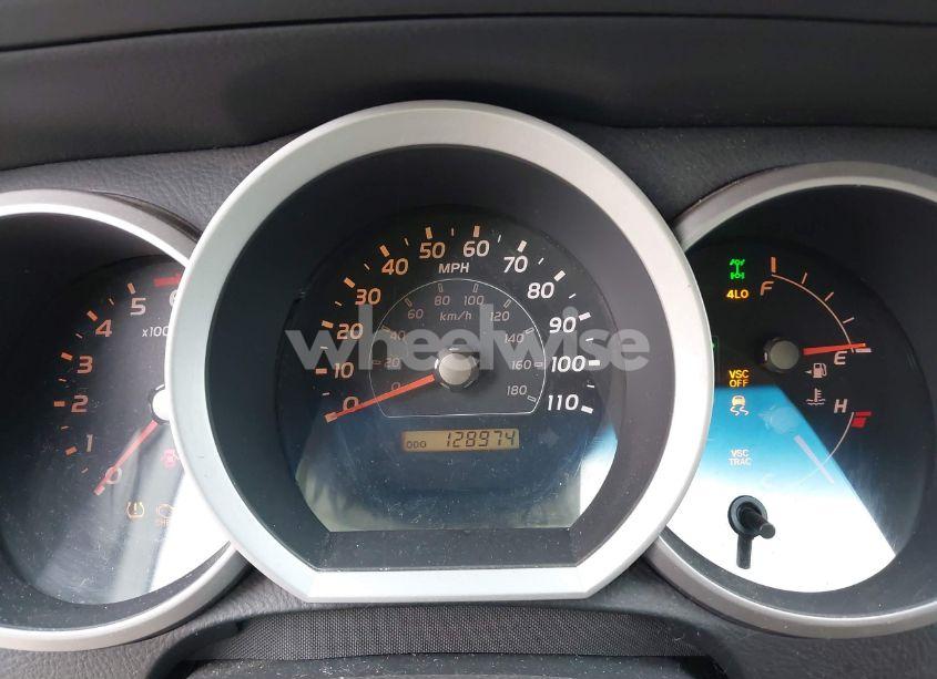 Photo 7 of 2006 Toyota 4runner SR5 V6 (VIN JTEBU14RX60100431)