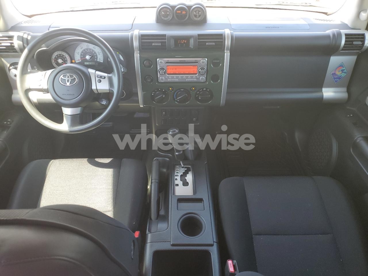 Photo 8 of 2013 TOYOTA FJ CRUISER (VIN JTEBU4BF0DK159709)