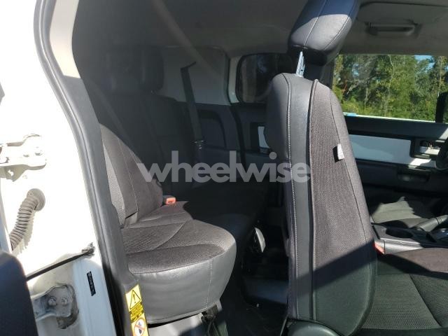 Photo 10 of 2014 TOYOTA FJ CRUISER (VIN JTEBU4BF2EK178117)
