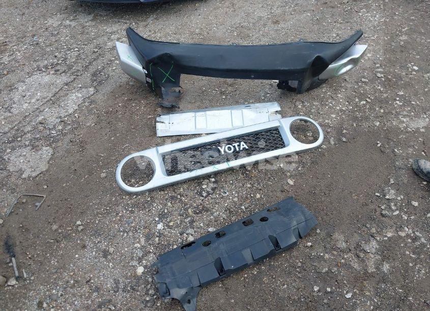 Photo 12 of 2011 Toyota Fj CRUISER (VIN JTEBU4BF5BK102225)