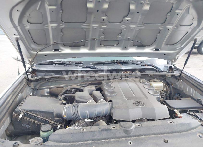 Photo 10 of 2010 Toyota 4runner SR5/LIMITED/TRAIL (VIN JTEBU5JR0A5030297)