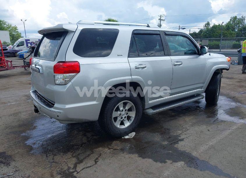 Photo 4 of 2010 Toyota 4runner SR5/LIMITED/TRAIL (VIN JTEBU5JR0A5030297)