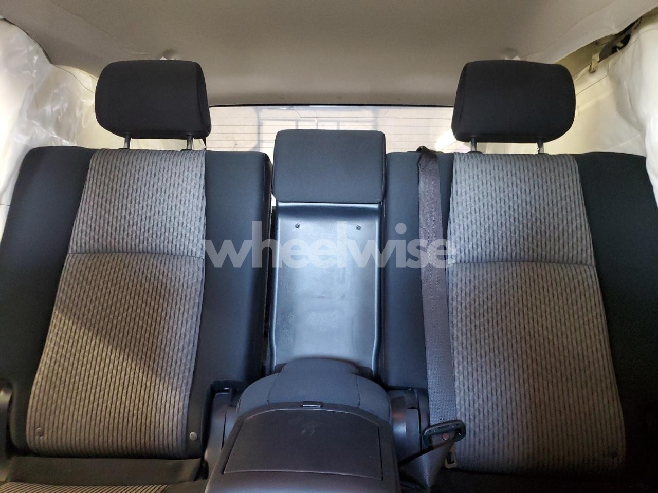 Photo 10 of 2015 TOYOTA 4RUNNER SR5/SR5 PREMIUM (VIN JTEBU5JR0F5267718)