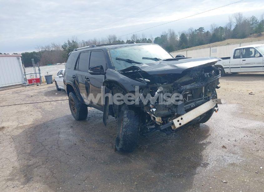 2016 Toyota 4runner TRAIL PREMIUM (VIN JTEBU5JR0G5406389) main photo