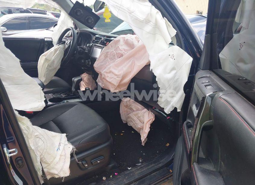 Photo 5 of 2017 Toyota 4runner TRD OFF ROAD PREMIUM (VIN JTEBU5JR0H5408659)