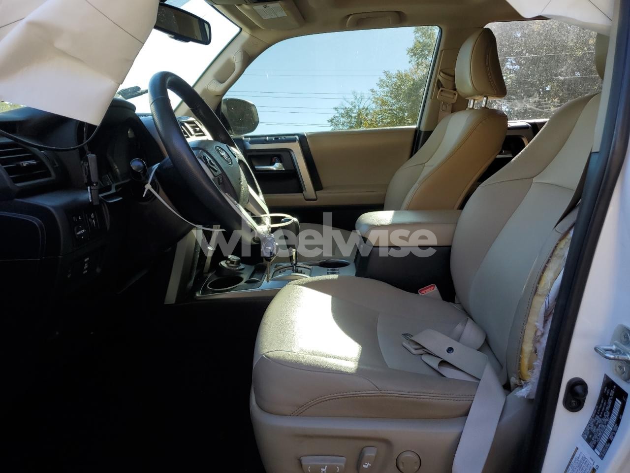Photo 7 of 2018 TOYOTA 4RUNNER SR5/SR5 PREMIUM (VIN JTEBU5JR0J5513899)