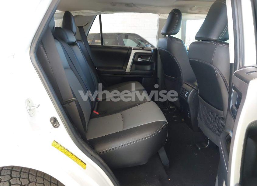 Photo 8 of 2019 Toyota 4runner SR5 PREMIUM (VIN JTEBU5JR0K5630450)