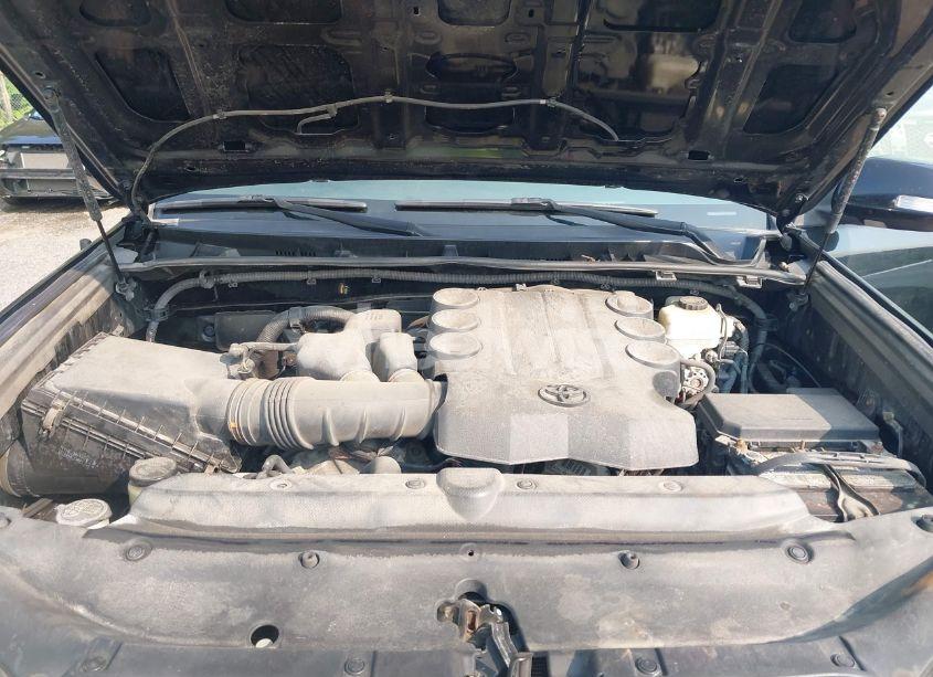 Photo 10 of 2011 Toyota 4runner SR5 V6 (VIN JTEBU5JR1B5068560)