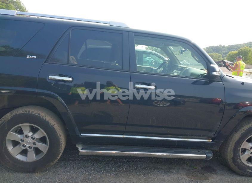 Photo 13 of 2011 Toyota 4runner SR5 V6 (VIN JTEBU5JR1B5068560)