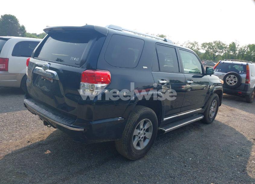 Photo 4 of 2011 Toyota 4runner SR5 V6 (VIN JTEBU5JR1B5068560)