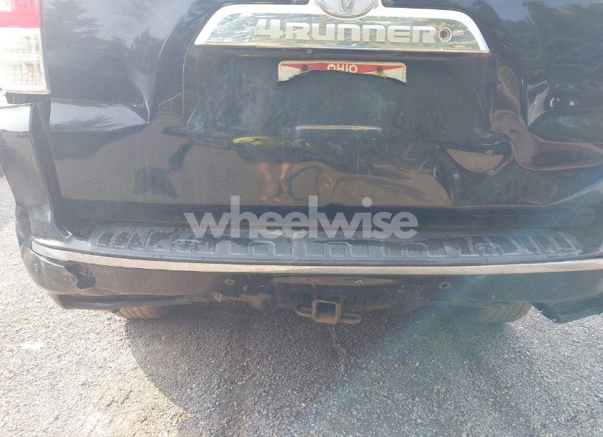 Photo 6 of 2011 Toyota 4runner SR5 V6 (VIN JTEBU5JR1B5068560)