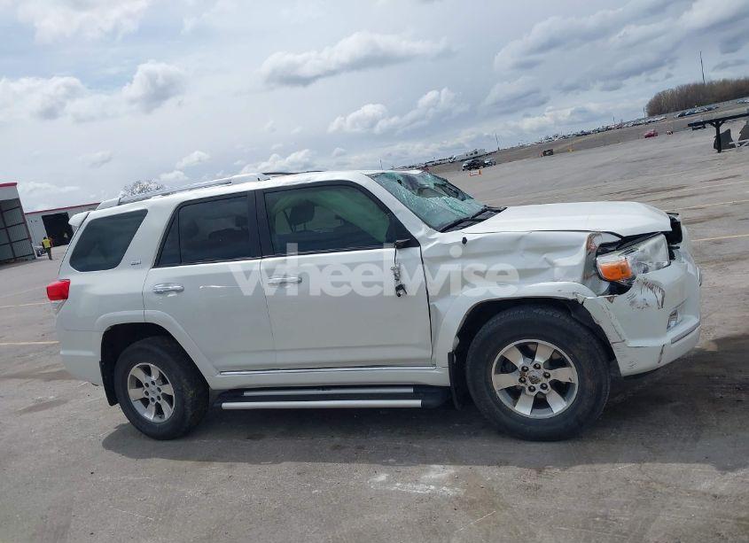 Photo 14 of 2013 Toyota 4runner SR5 (VIN JTEBU5JR1D5147214)