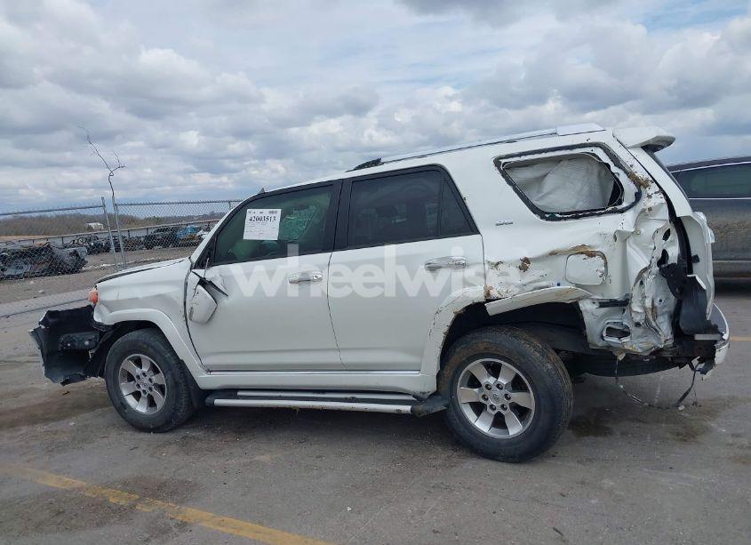 Photo 15 of 2013 Toyota 4runner SR5 (VIN JTEBU5JR1D5147214)
