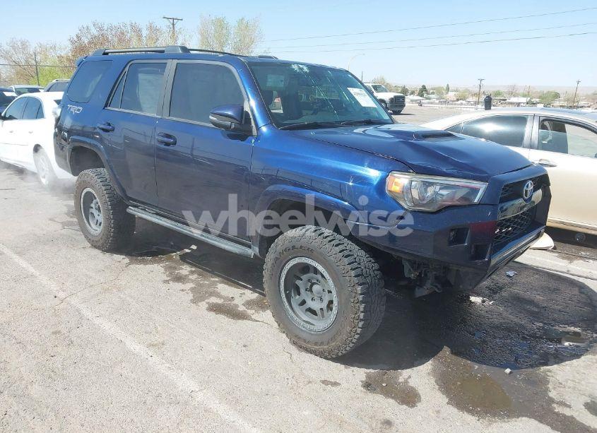 2014 Toyota 4runner TRAIL PREMIUM (VIN JTEBU5JR1E5154732) main photo