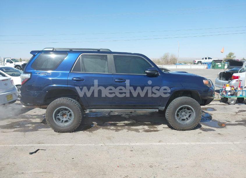 Photo 13 of 2014 Toyota 4runner TRAIL PREMIUM (VIN JTEBU5JR1E5154732)