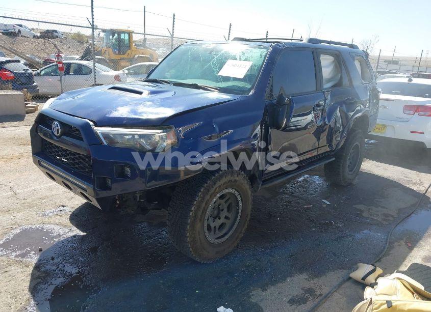 Photo 2 of 2014 Toyota 4runner TRAIL PREMIUM (VIN JTEBU5JR1E5154732)