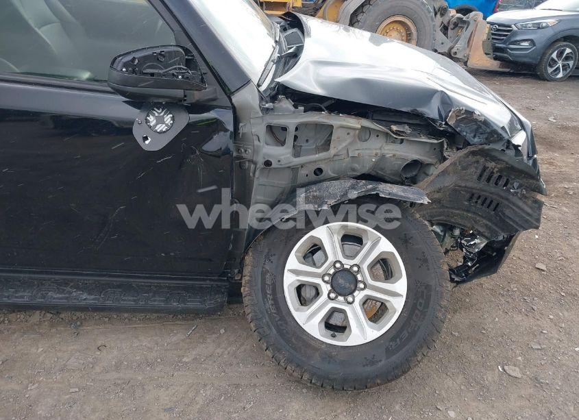 Photo 6 of 2015 Toyota 4runner SR5 PREMIUM (VIN JTEBU5JR1F5272099)