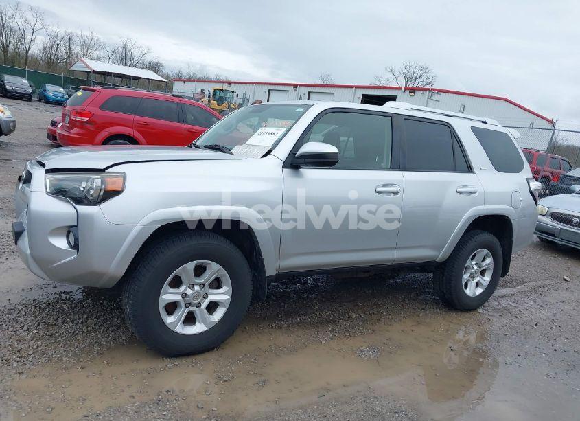 Photo 14 of 2016 Toyota 4runner SR5 PREM/LTDL/TRAIL/TRD (VIN JTEBU5JR1G5311288)
