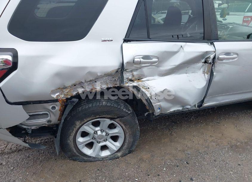 Photo 6 of 2016 Toyota 4runner SR5 PREM/LTDL/TRAIL/TRD (VIN JTEBU5JR1G5311288)