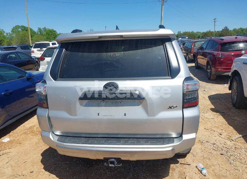 Photo 16 of 2018 Toyota 4runner TRD OFF ROAD PREMIUM (VIN JTEBU5JR1J5557832)