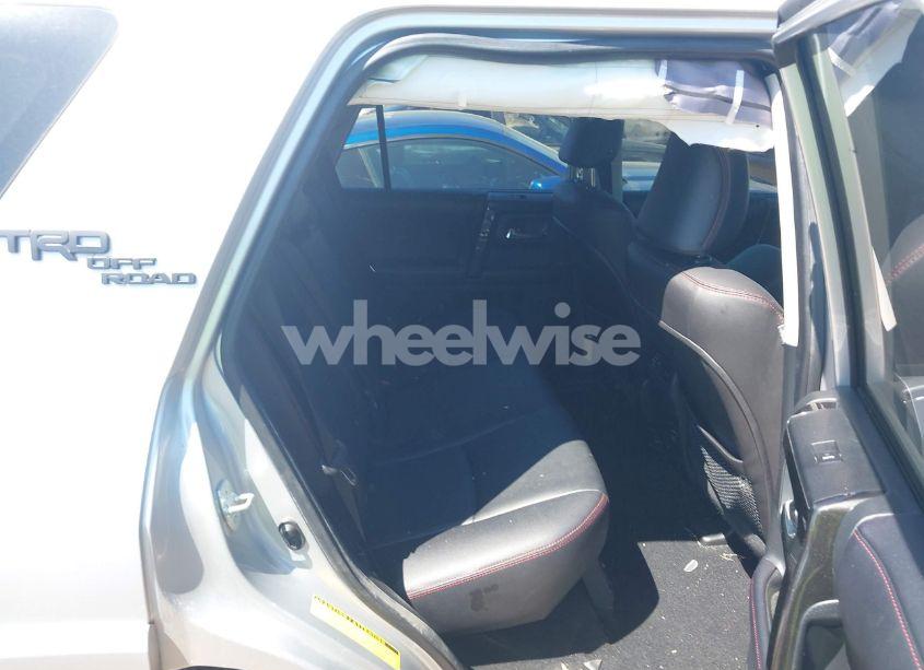 Photo 8 of 2018 Toyota 4runner TRD OFF ROAD PREMIUM (VIN JTEBU5JR1J5557832)