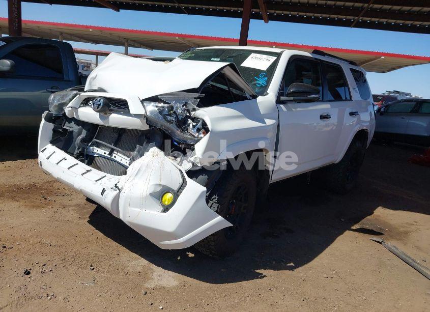 Photo 2 of 2019 Toyota 4runner TRD OFF ROAD PREMIUM (VIN JTEBU5JR1K5668009)