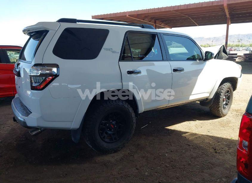 Photo 4 of 2019 Toyota 4runner TRD OFF ROAD PREMIUM (VIN JTEBU5JR1K5668009)