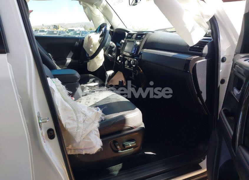 Photo 5 of 2019 Toyota 4runner TRD OFF ROAD PREMIUM (VIN JTEBU5JR1K5668009)