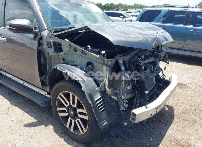 Photo 17 of 2020 Toyota 4runner LIMITED (VIN JTEBU5JR1L5753899)