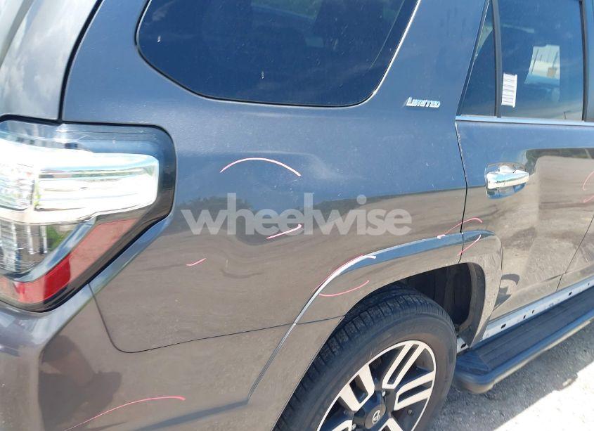 Photo 19 of 2020 Toyota 4runner LIMITED (VIN JTEBU5JR1L5753899)