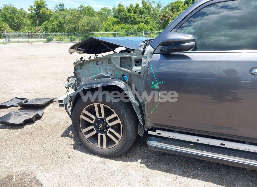 Photo 20 of 2020 Toyota 4runner LIMITED (VIN JTEBU5JR1L5753899)