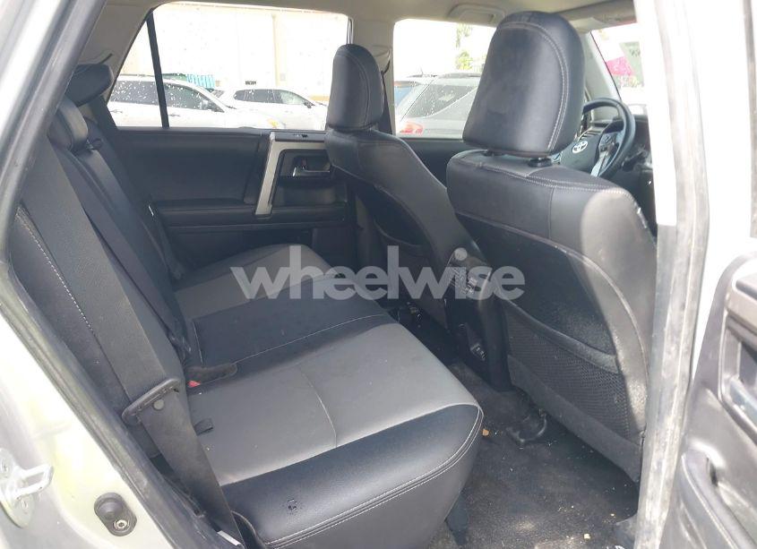 Photo 8 of 2020 Toyota 4runner SR5 PREMIUM (VIN JTEBU5JR1L5771691)