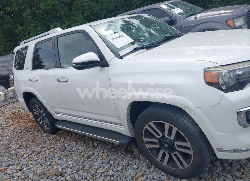 Photo 13 of 2015 Toyota 4runner LIMITED/SR5/SR5 PREMIUM/TRAIL/TRAIL PREMIUM/TRD PRO (VIN JTEBU5JR2F5254419)