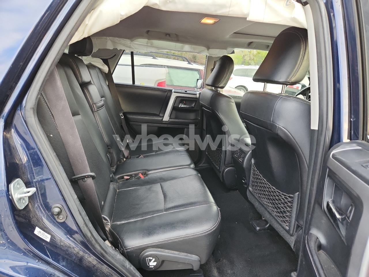 Photo 11 of 2016 TOYOTA 4RUNNER SR5/SR5 PREMIUM (VIN JTEBU5JR2G5404160)