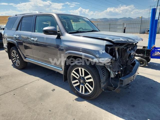 Photo 3 of 2017 TOYOTA 4RUNNER SR5/SR5 PREMIUM (VIN JTEBU5JR2H5461072)