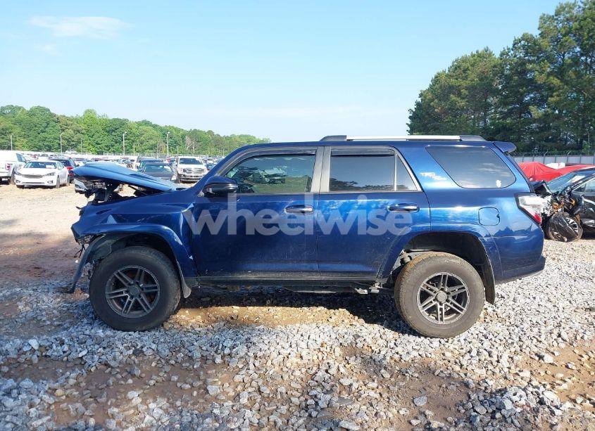 Photo 15 of 2018 Toyota 4runner TRD OFF ROAD PREMIUM (VIN JTEBU5JR2J5568998)
