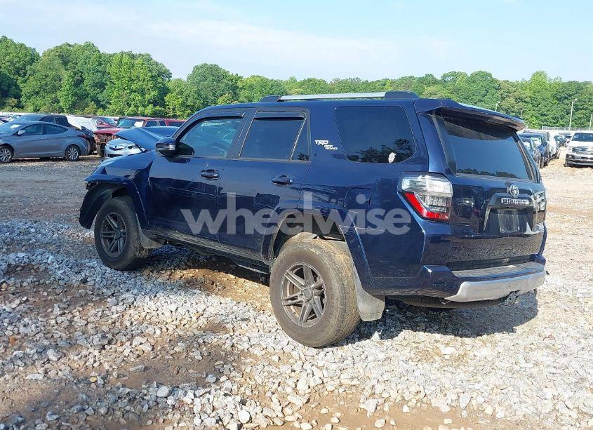Photo 3 of 2018 Toyota 4runner TRD OFF ROAD PREMIUM (VIN JTEBU5JR2J5568998)