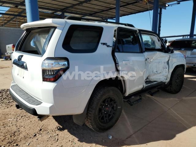 Photo 7 of 2019 TOYOTA 4RUNNER SR5/SR5 PREMIUM (VIN JTEBU5JR2K5637576)