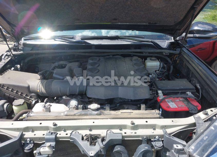 Photo 10 of 2019 Toyota 4runner LIMITED/LIMITED NIGHTSHADE/SR5/SR5 PREMIUM/TRD OFF ROAD/TRD OFF ROAD PREMIUM/TRD PRO (VIN JTEBU5JR2K5655866)