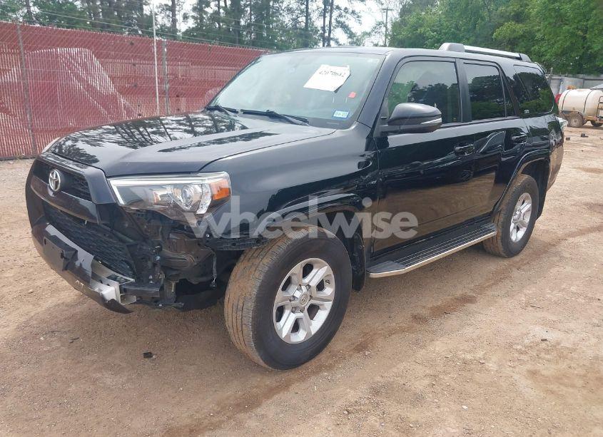 Photo 2 of 2019 Toyota 4runner (VIN JTEBU5JR2K5676586)