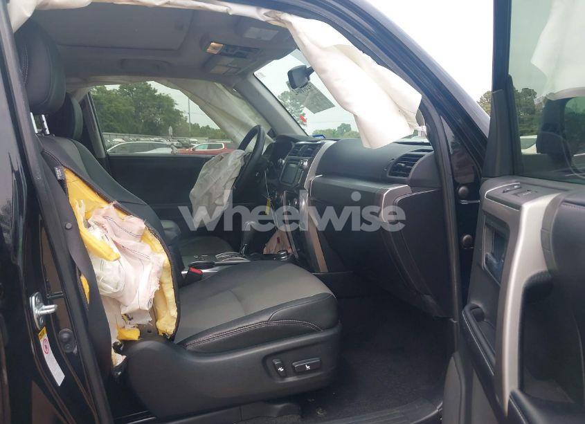 Photo 5 of 2019 Toyota 4runner (VIN JTEBU5JR2K5676586)